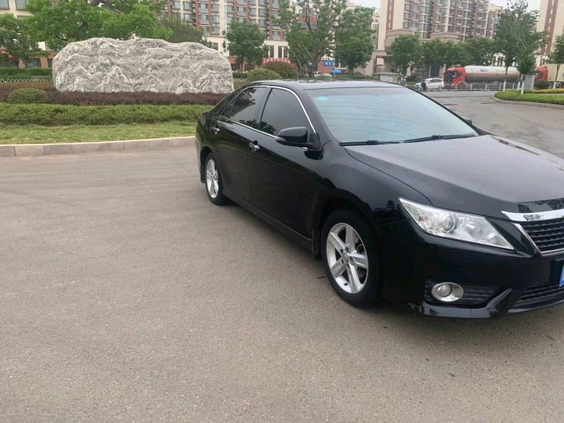 济宁13年丰田凯美瑞2