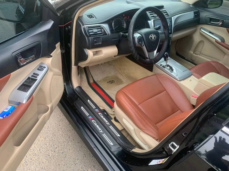 济宁13年丰田凯美瑞5