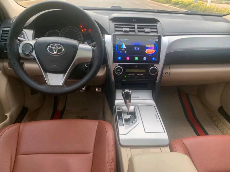 济宁13年丰田凯美瑞6