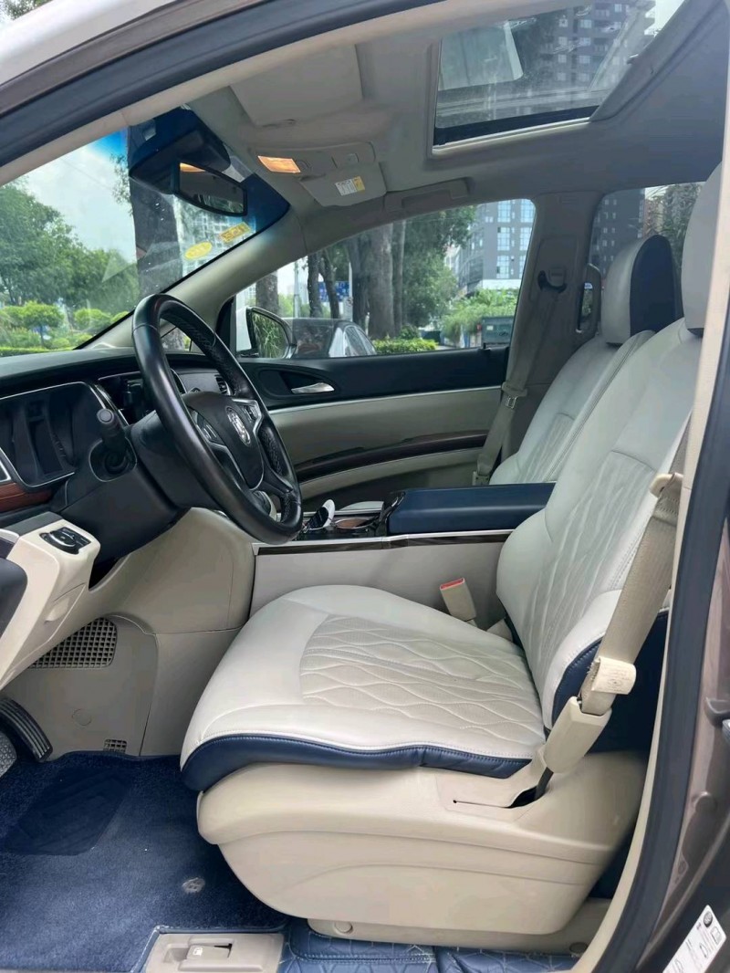 东莞19年别克GL86