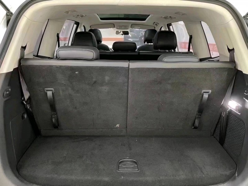 成都22年荣威RX88