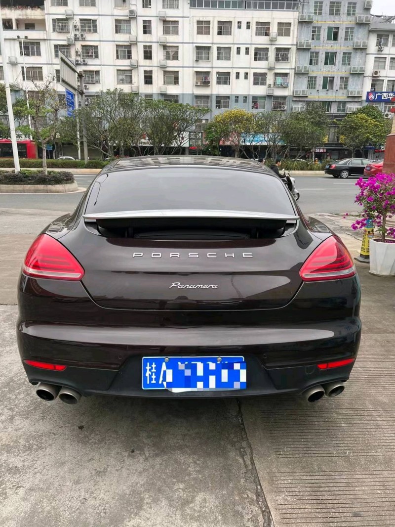 重庆15年保时捷帕拉梅拉7