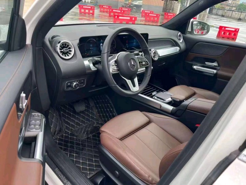 广州22年奔驰GLB5