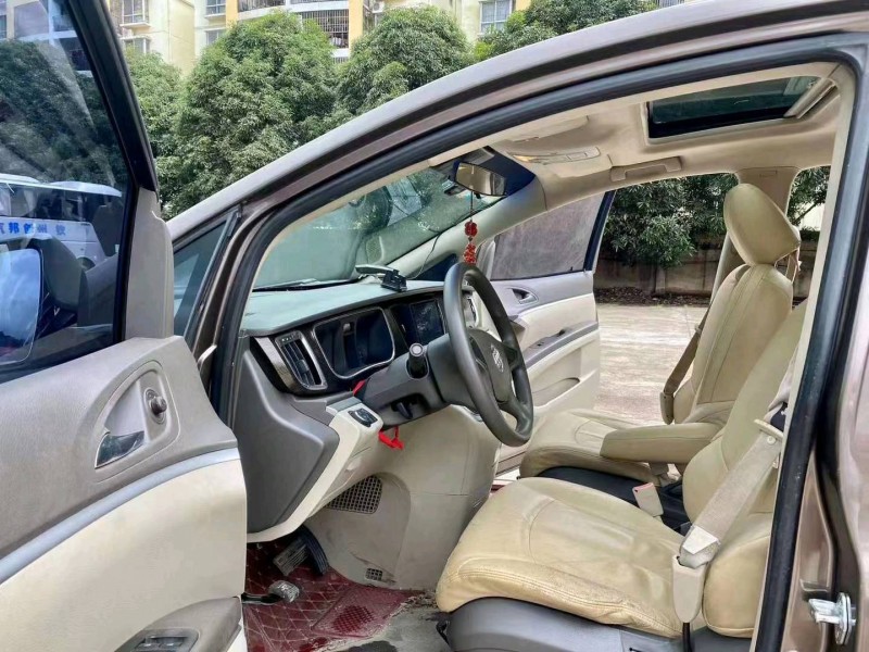 梧州11年别克GL83