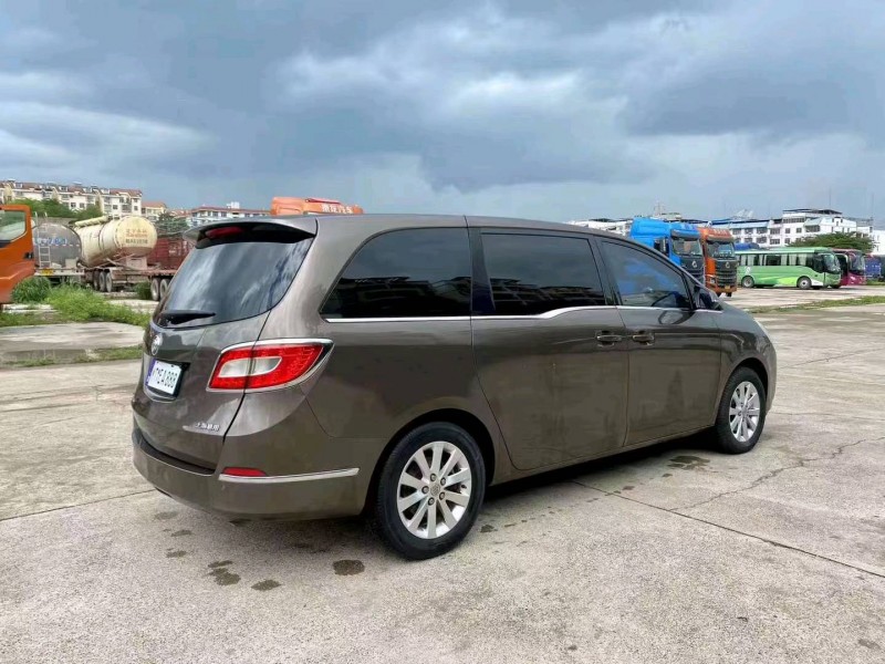 梧州11年别克GL85