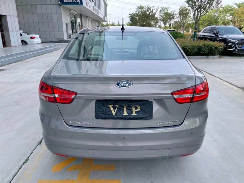 枣庄16年福特福睿斯2