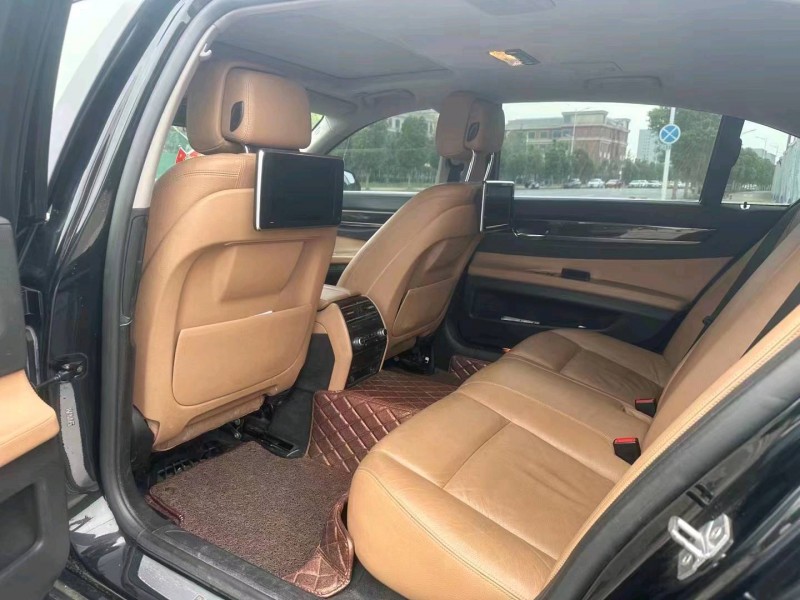 宜昌14年宝马7系7