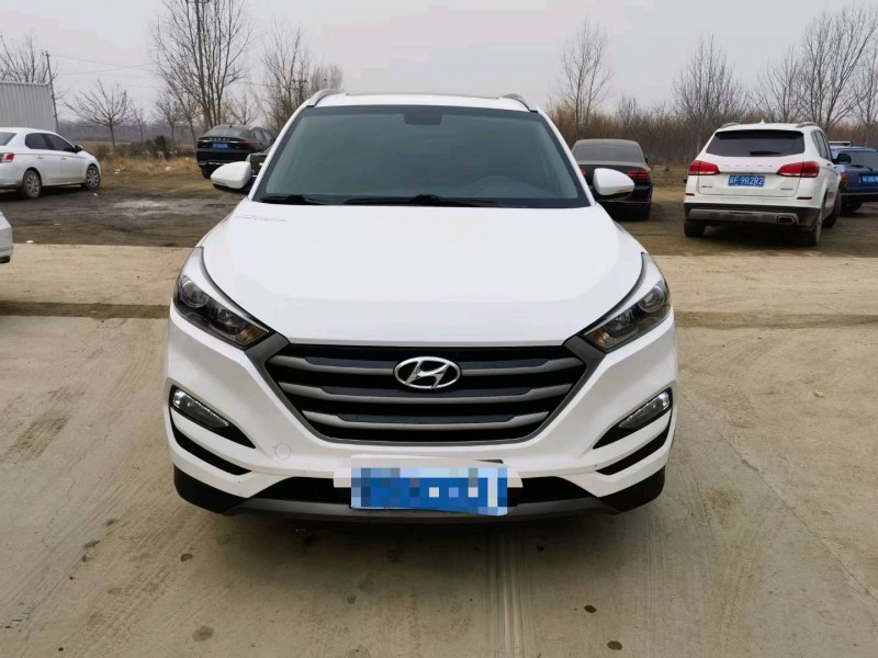 保定17年现代途胜1