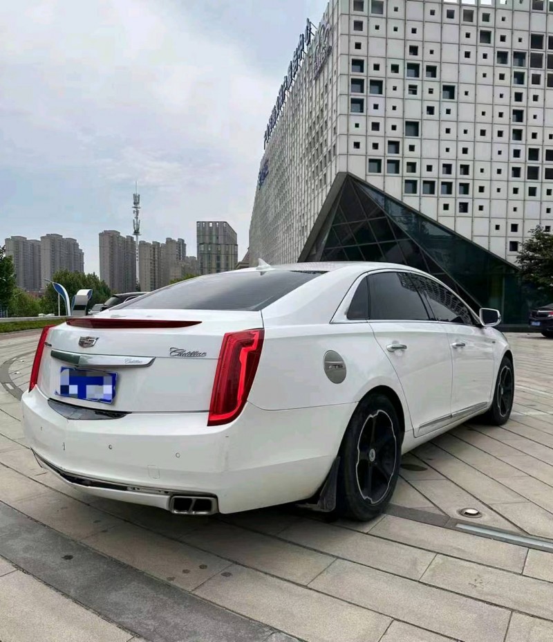 枣庄13年凯迪拉克XTS7