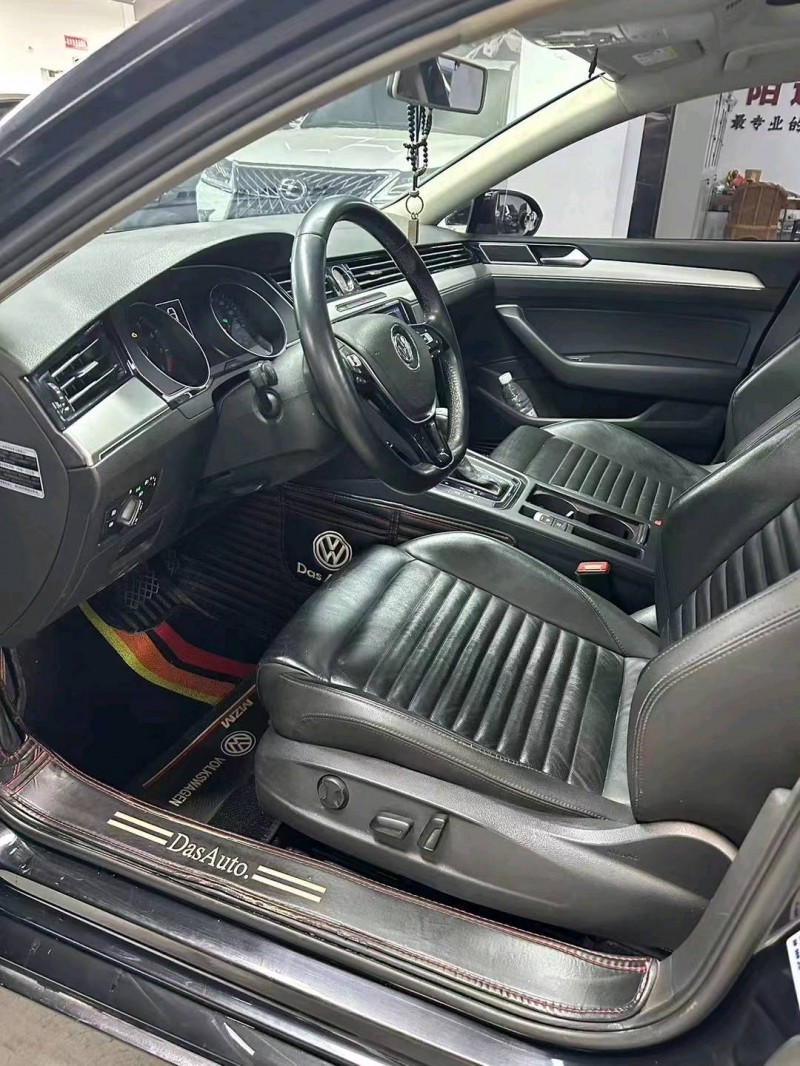 曲靖17年大眾邁騰8