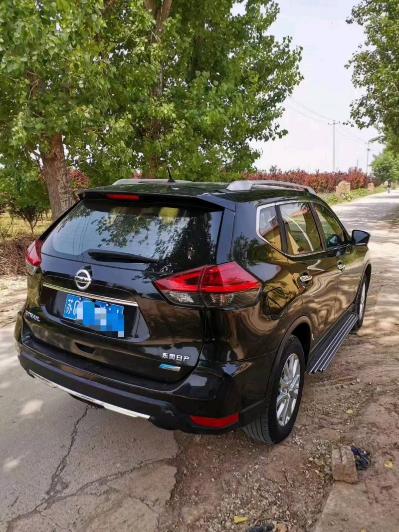 保定18年日产奇骏7