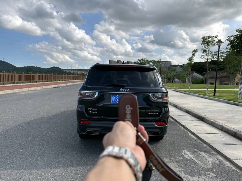 广州19年Jeep指挥官9