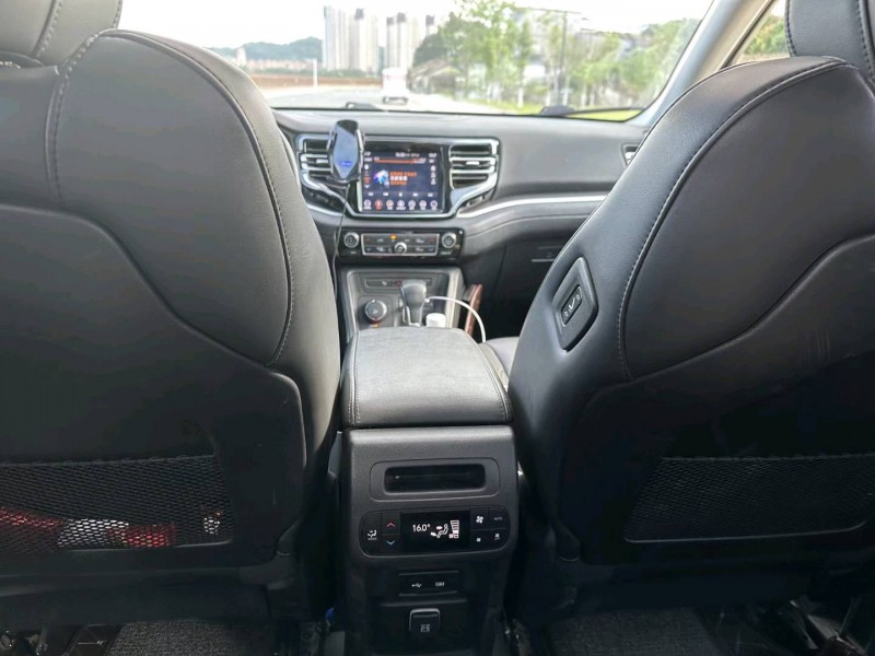 广州19年Jeep指挥官8