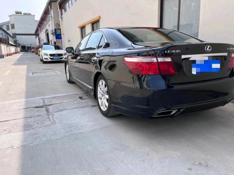 中山07年雷克萨斯LS8
