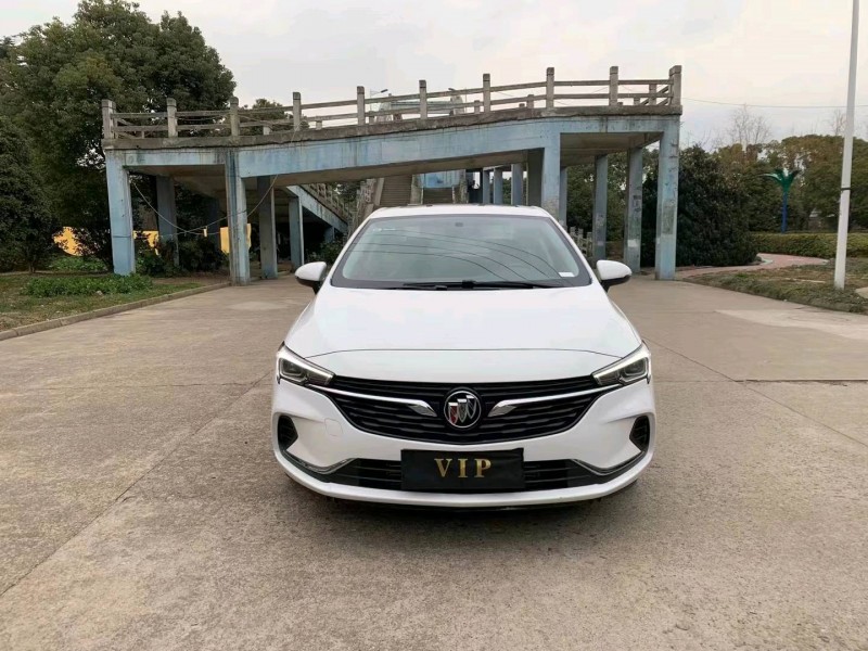 苏州22年别克威朗1