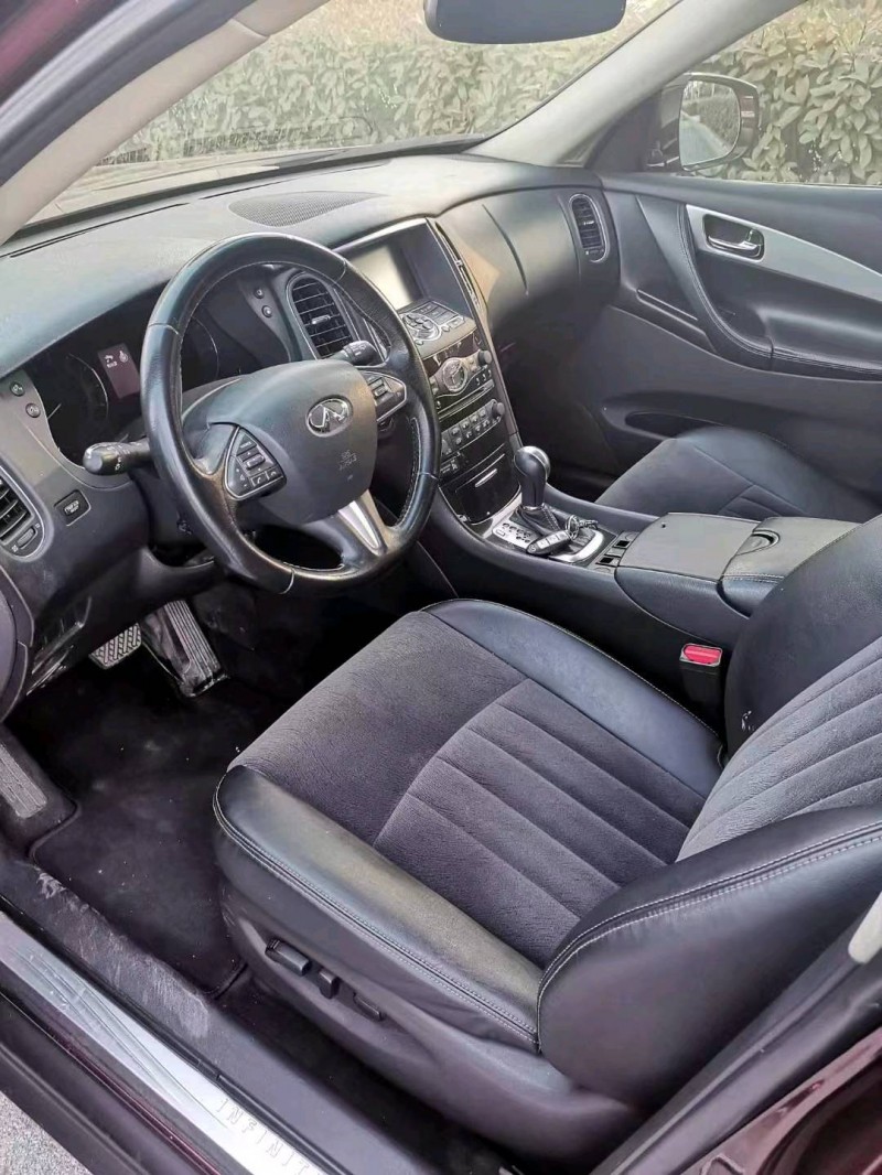 淮南16年英菲尼迪QX504