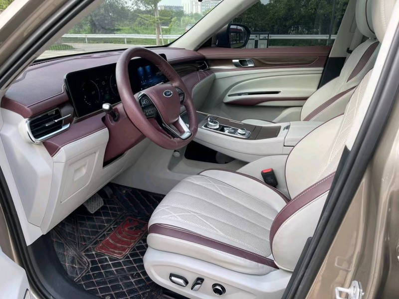 汕头21年福特领裕6