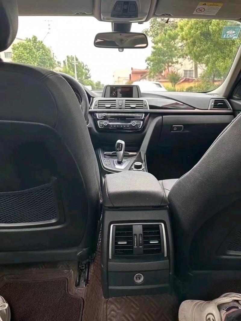 平顶山17年宝马3系8