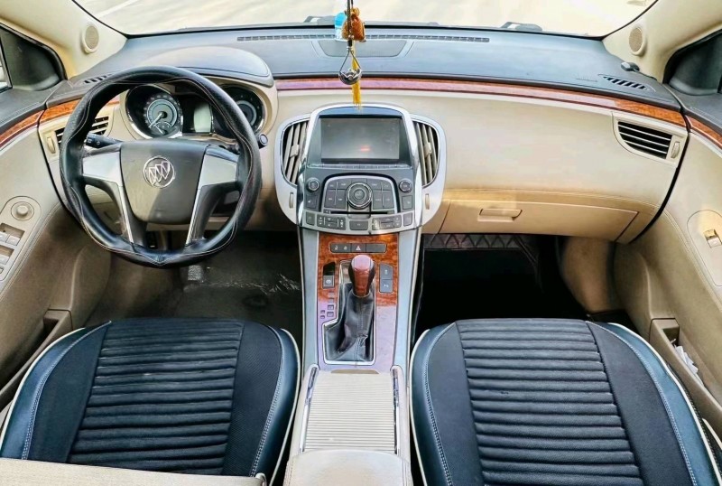 枣庄14年别克君越6