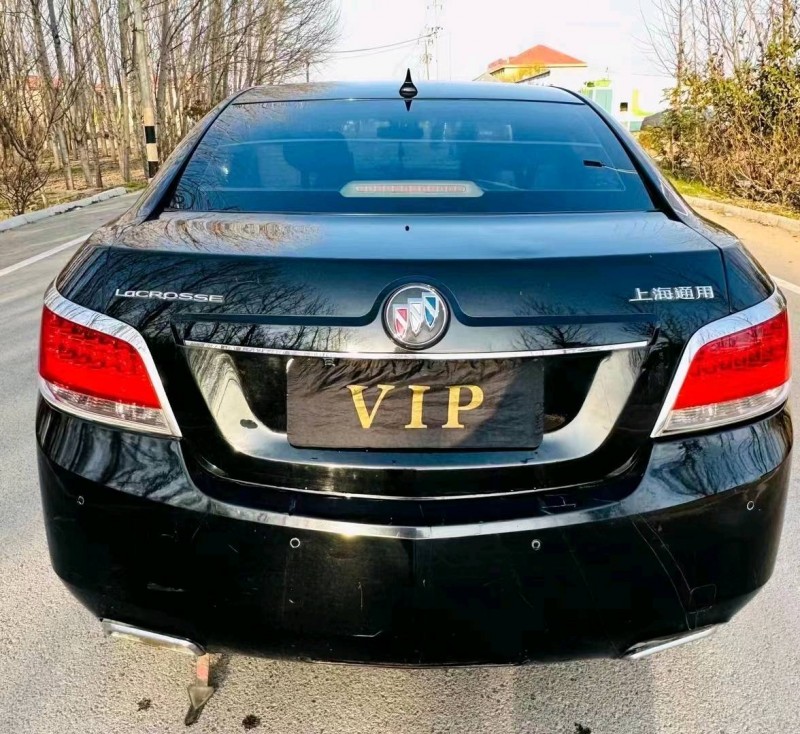 枣庄14年别克君越9