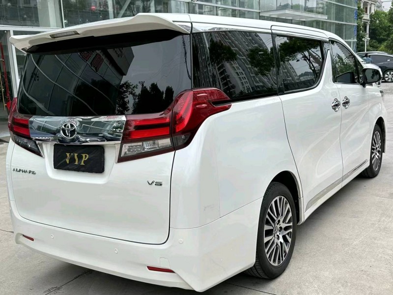 淮南16年丰田埃尔法5