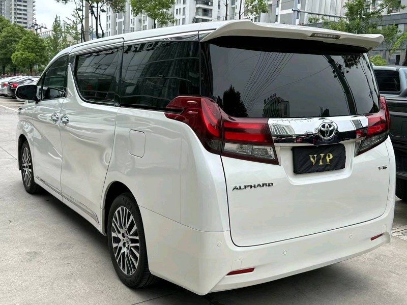 淮南16年丰田埃尔法7