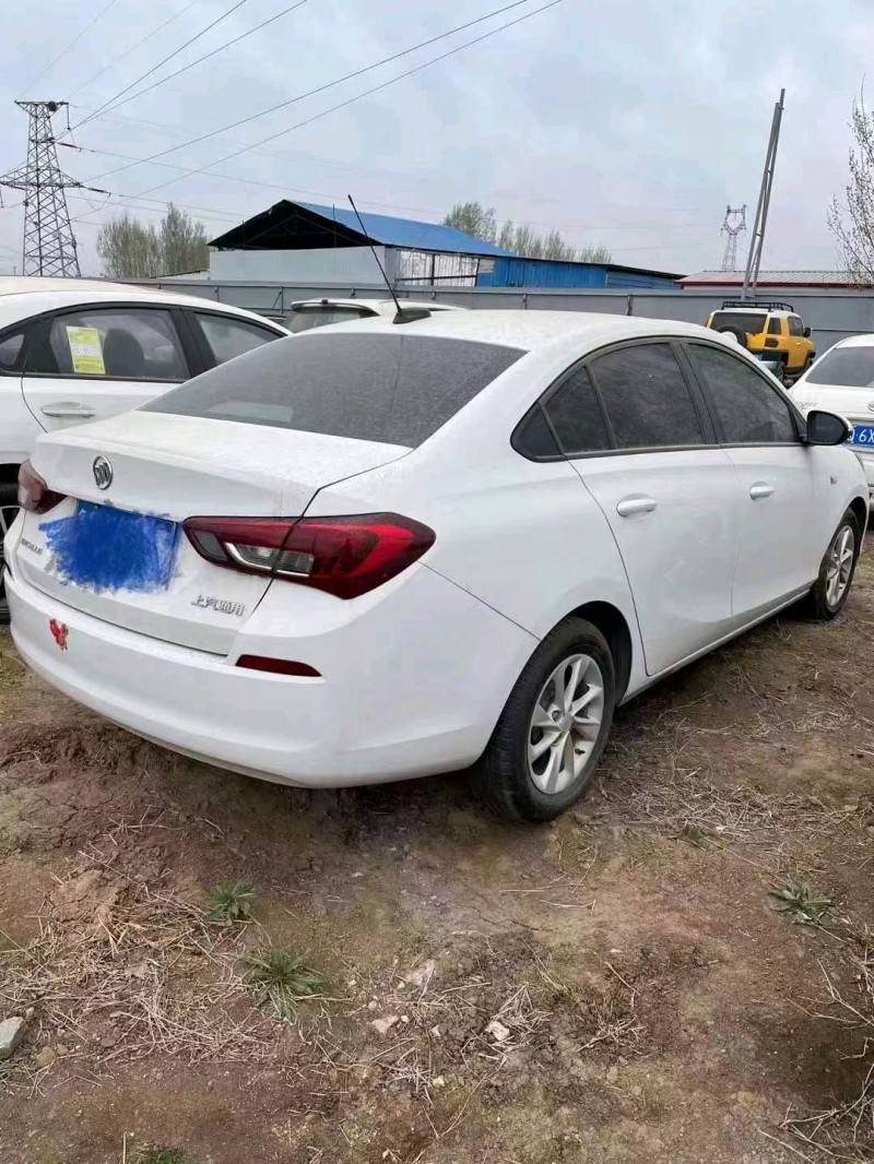 枣庄21年别克君越8