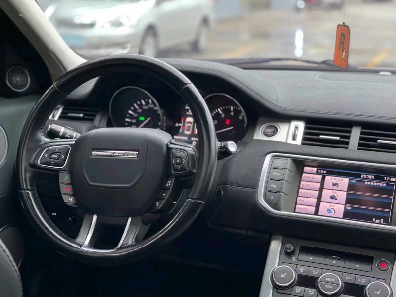 佛山14年路虎极光4