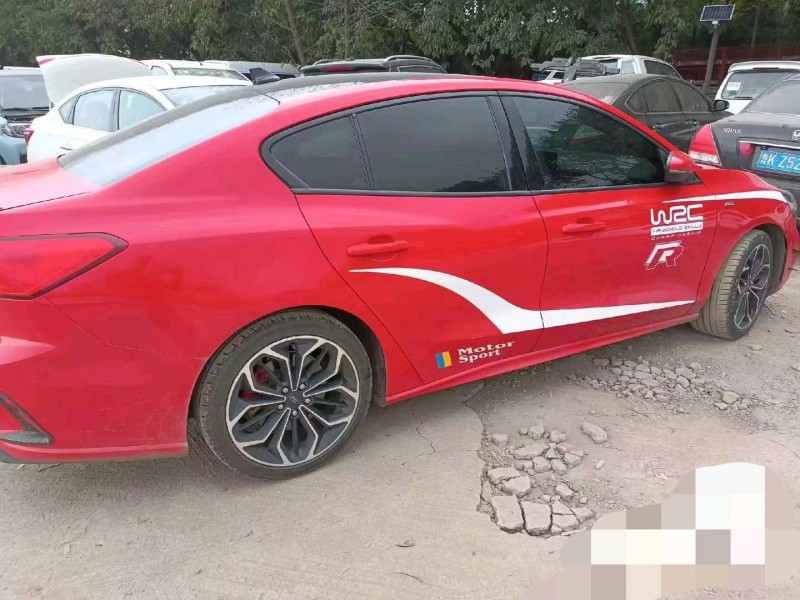 重庆19年福特福克斯5