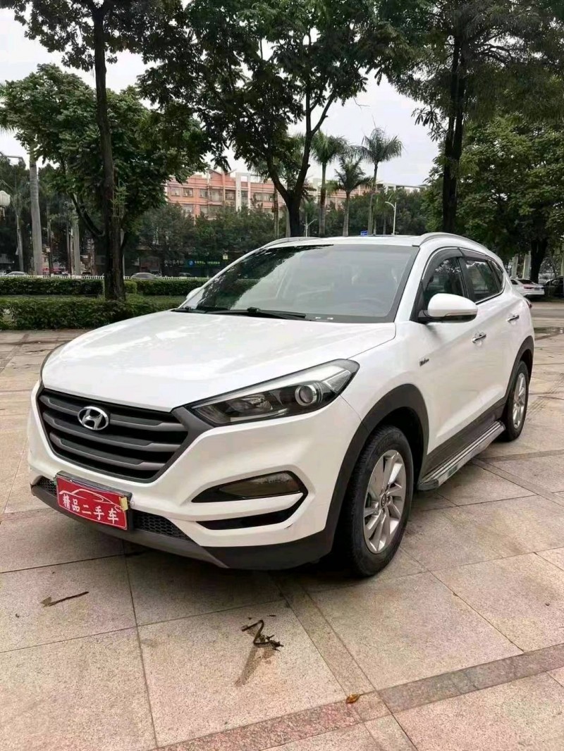 汕头16年现代途胜9