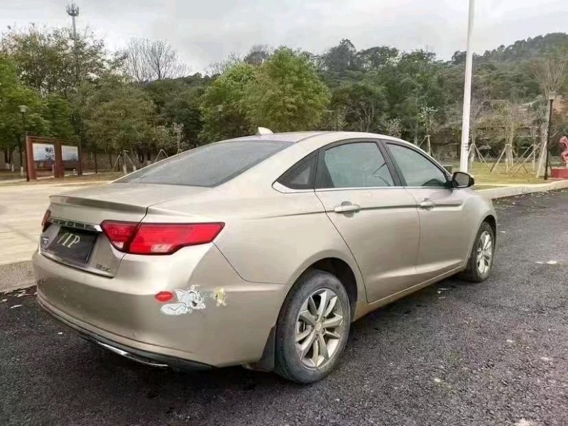 佛山21年吉利帝豪GL6