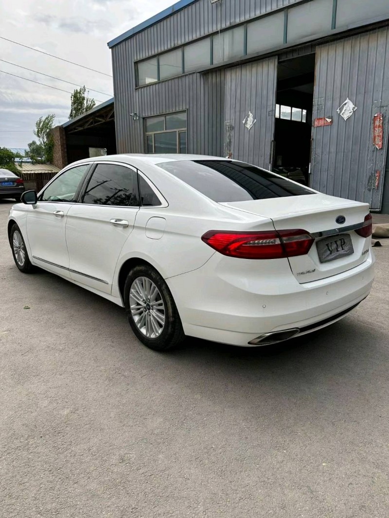 沈阳16年福特金牛座5