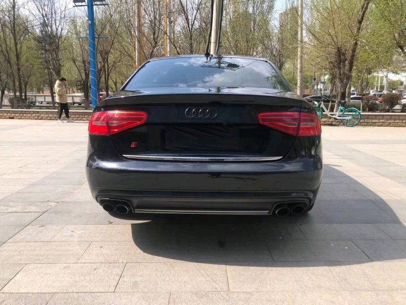沈阳13年奥迪A4L6