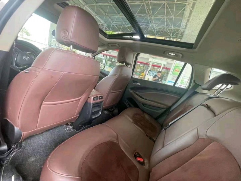 衡阳17年别克昂科威3