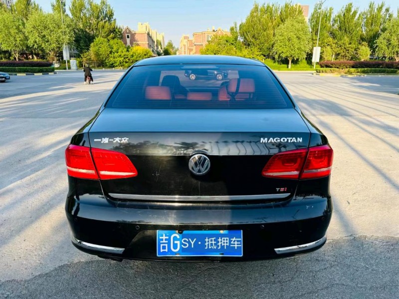 沈阳13年大众迈腾6