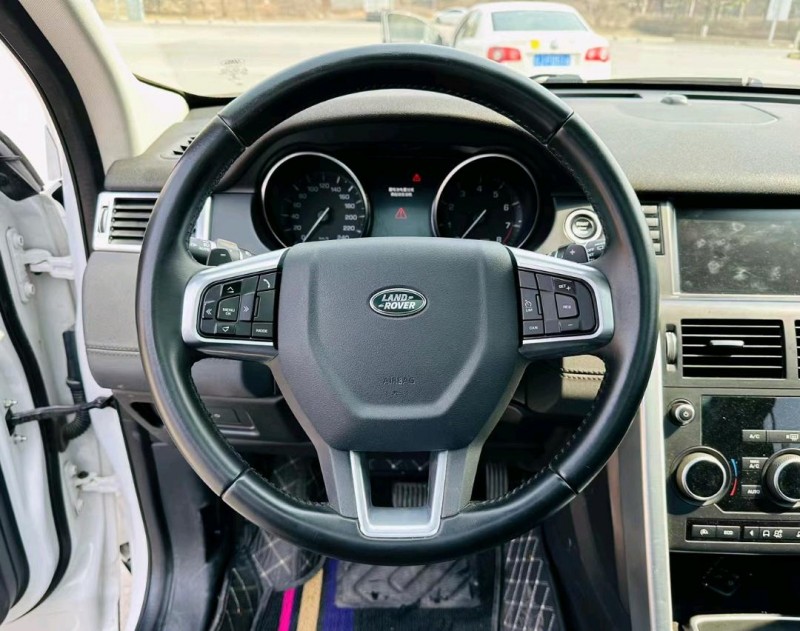 沈阳16年路虎发现神行4