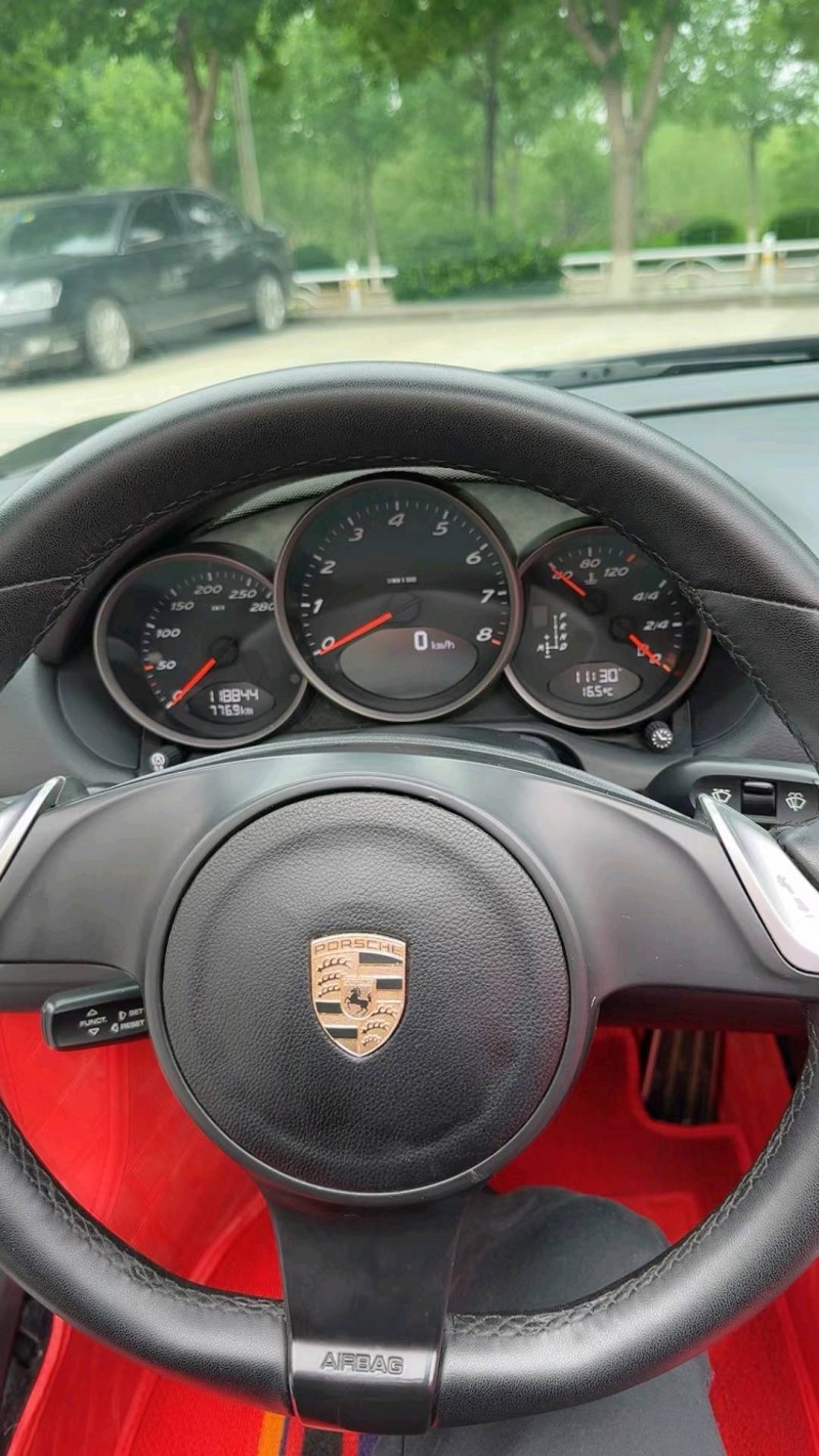 枣庄11年保时捷Boxster6