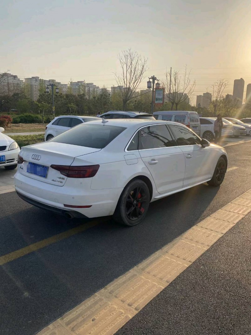 枣庄18年奥迪A4L7