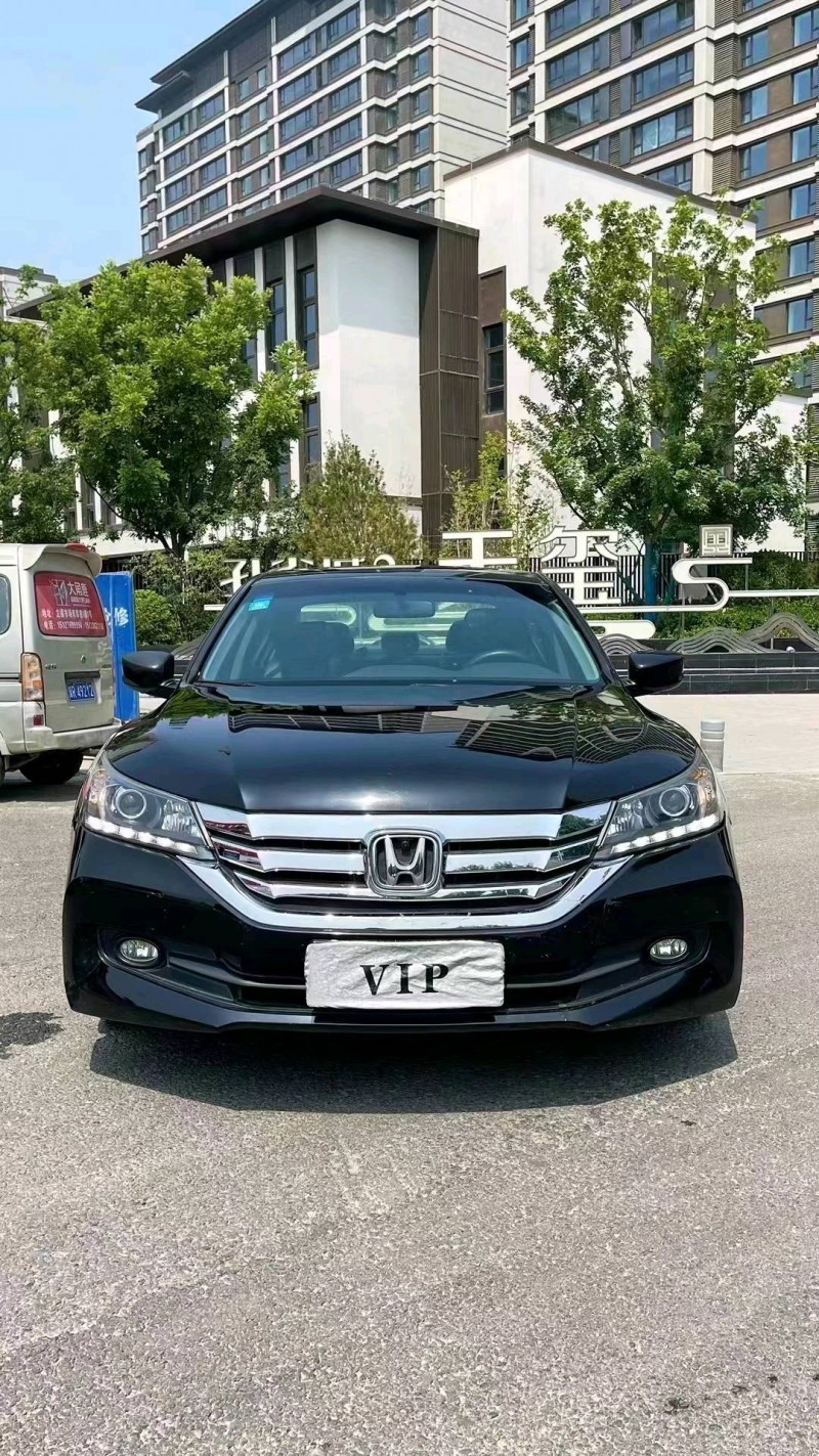 廊坊16年本田雅阁1