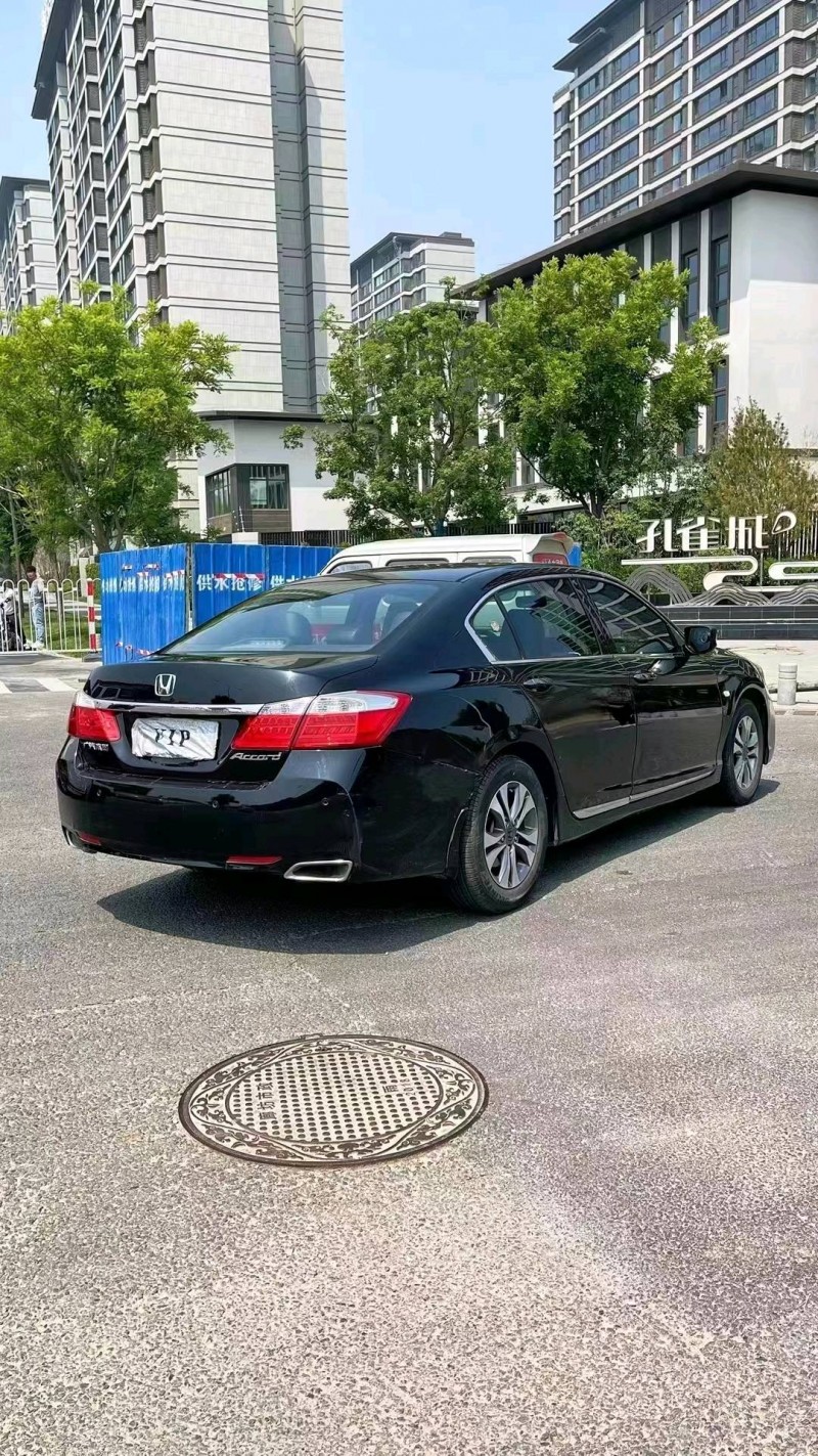 廊坊16年本田雅阁7