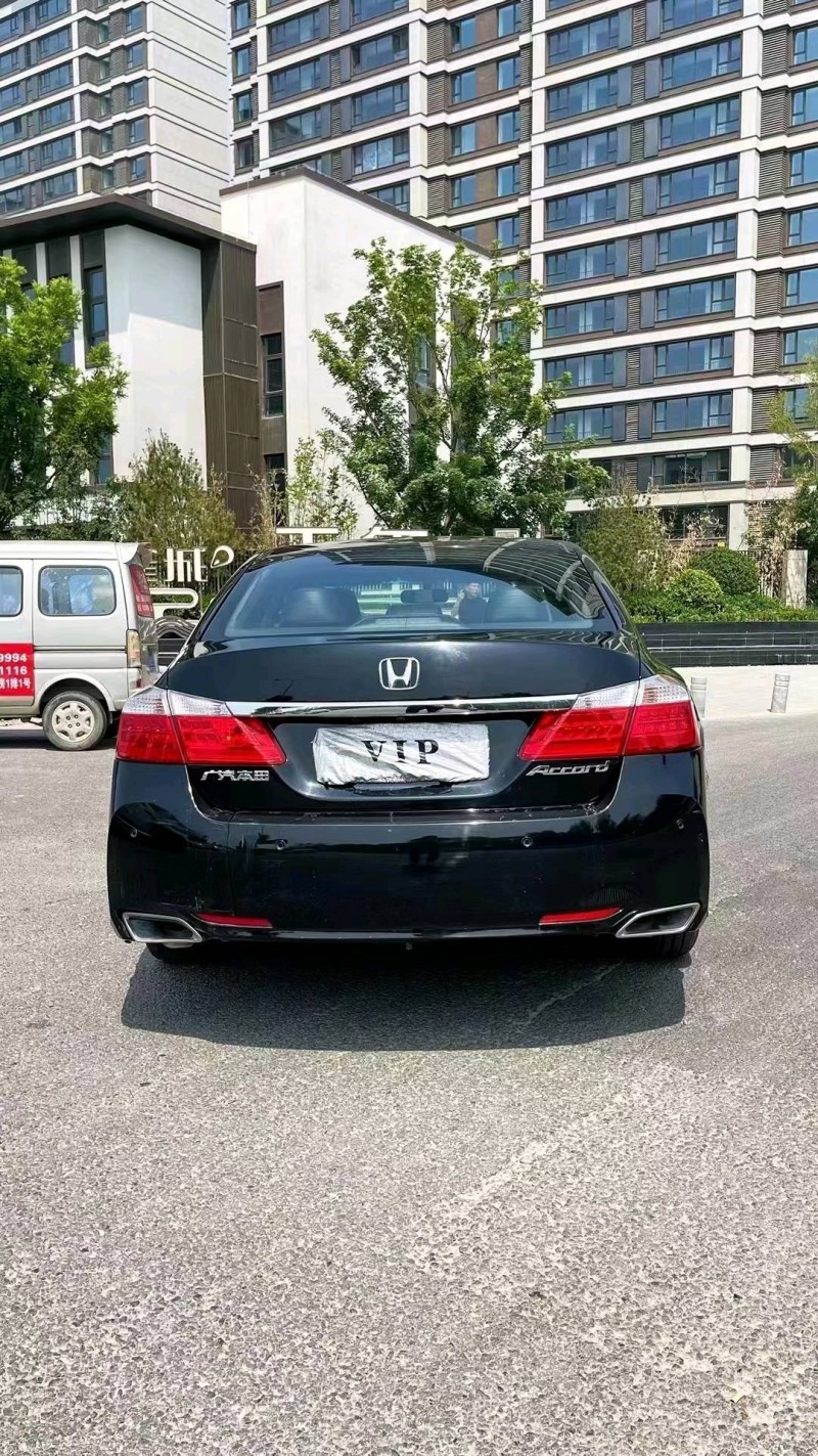 廊坊16年本田雅阁9