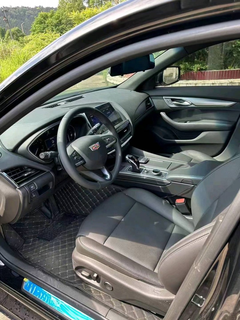 新余23年凯迪拉克CT53