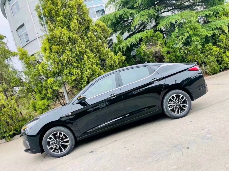 东营23年江淮思皓E50A2