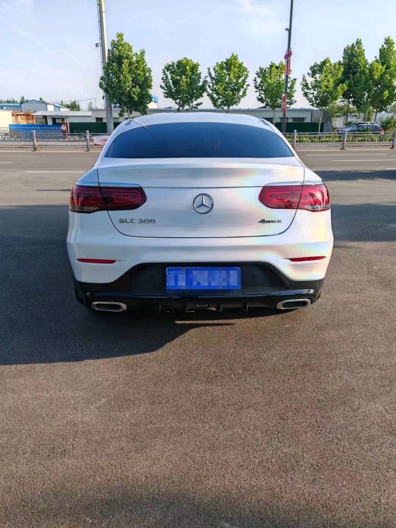 枣庄19年奔驰GLC2