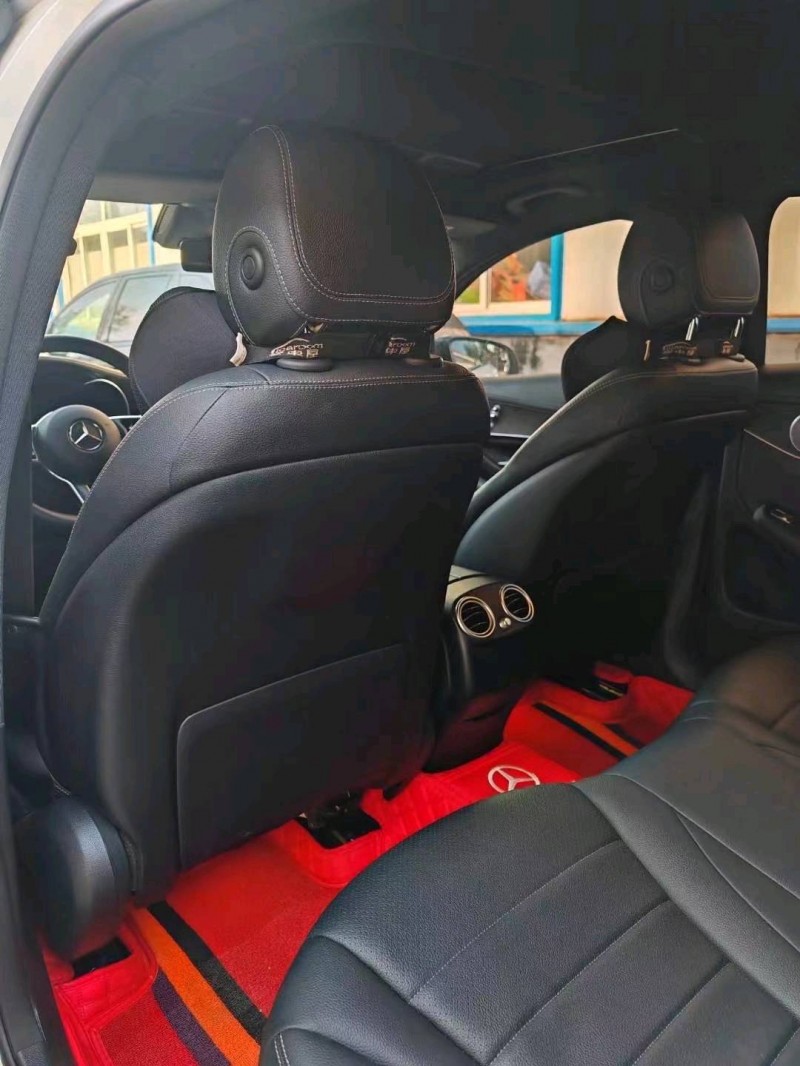 枣庄19年奔驰GLC7