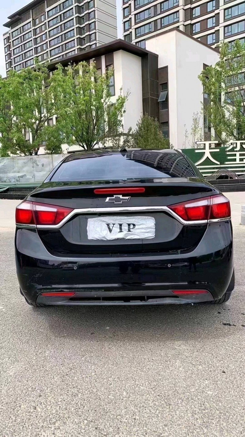 廊坊15年雪佛兰科鲁兹9