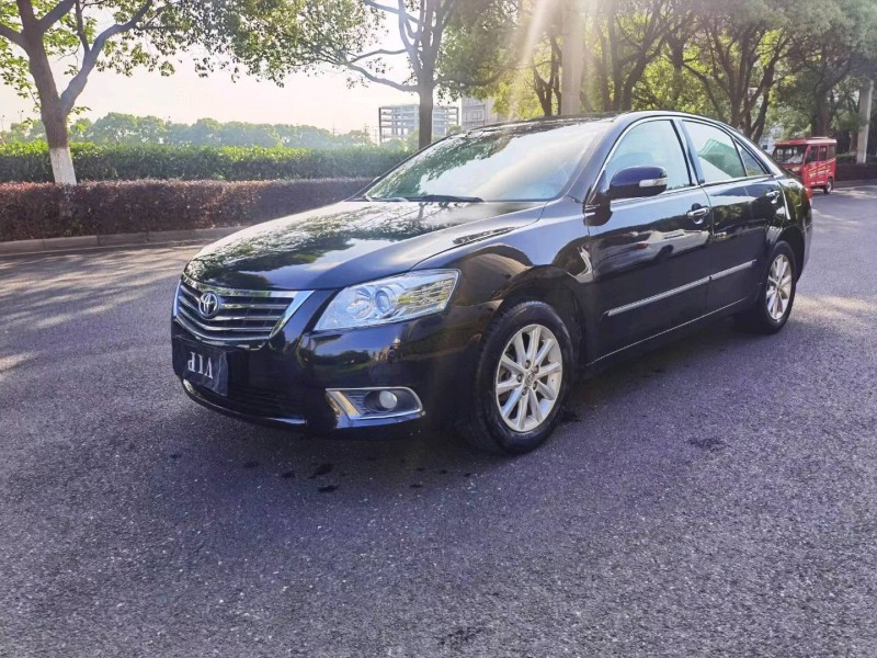 济南11年丰田凯美瑞3