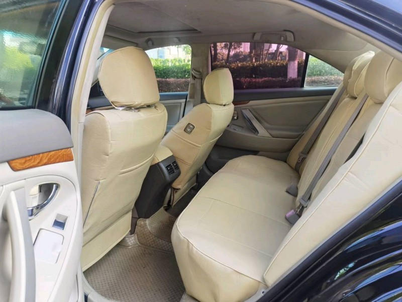 济南11年丰田凯美瑞5