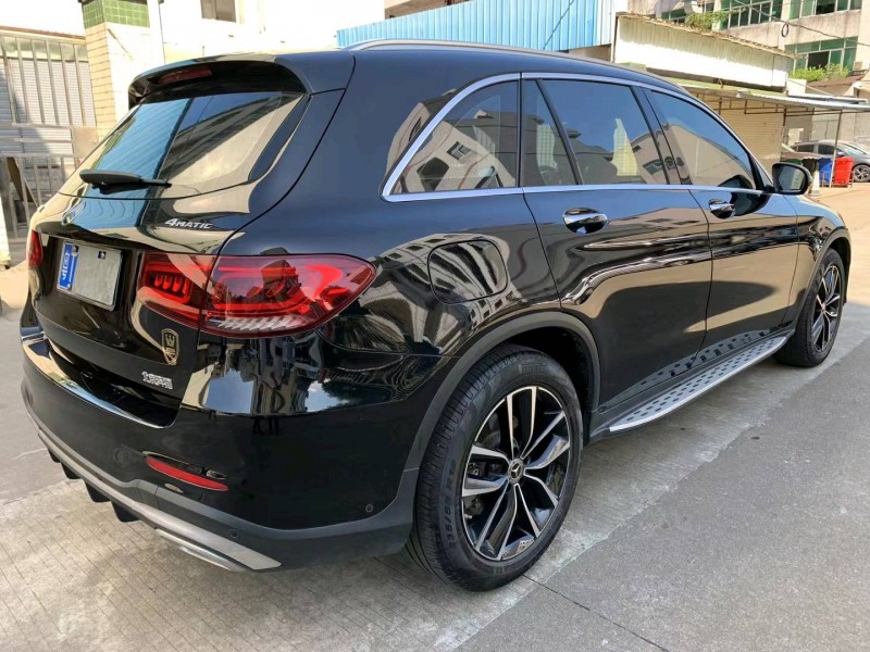 中山21年奔驰GLC5