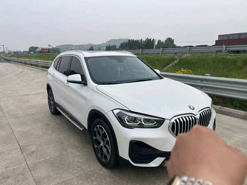 济南19年宝马X12